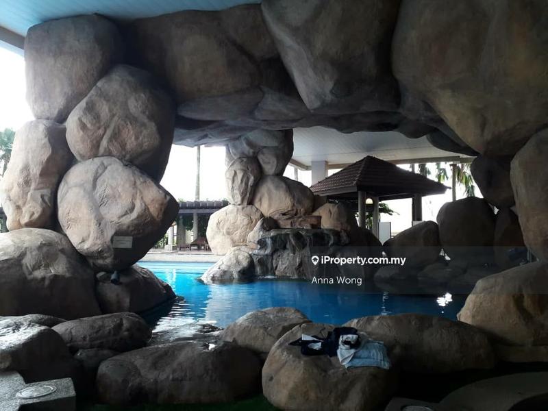 Service Residence for Sale in Waldorf Tower by Anna Wong - iProperty.com.my