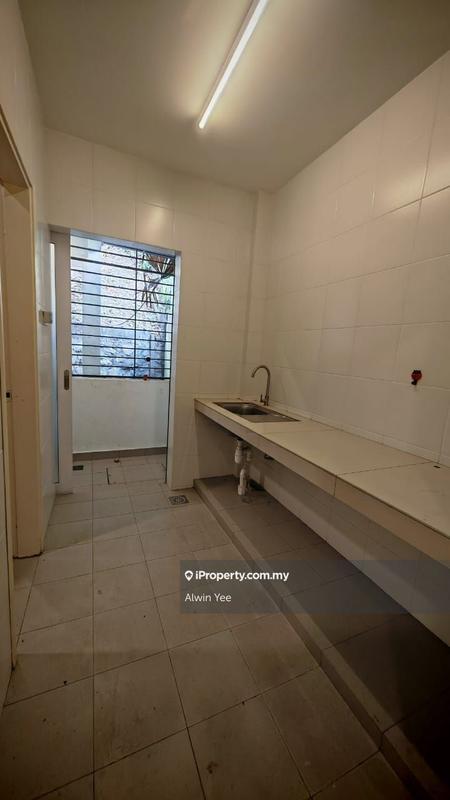 Rumah Berangkai 2 Tingkat untuk Disewa di Bukit Damansara, Damansara Heights oleh Alwin Yee - iProperty.com.my