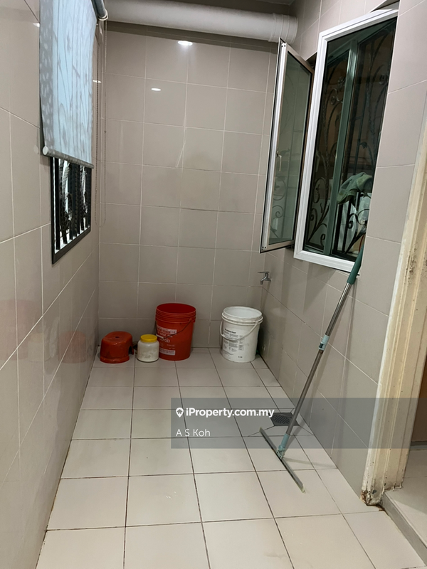 Rumah Berangkai 3 Tingkat untuk Dijual di Happy Garden, Kuchai Lama oleh A S Koh - iProperty.com.my