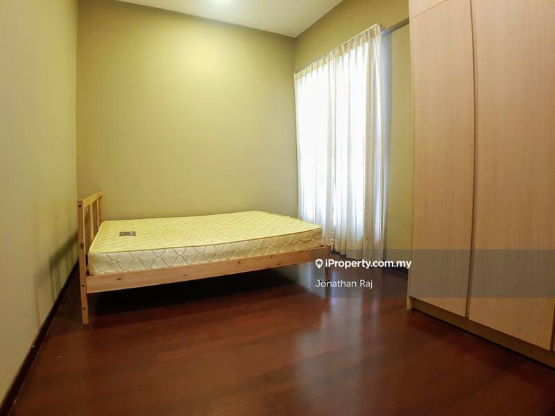 Service Residence for Sale in Medalla @ Oasis Corporate Park by Jonathan Raj - iProperty.com.my