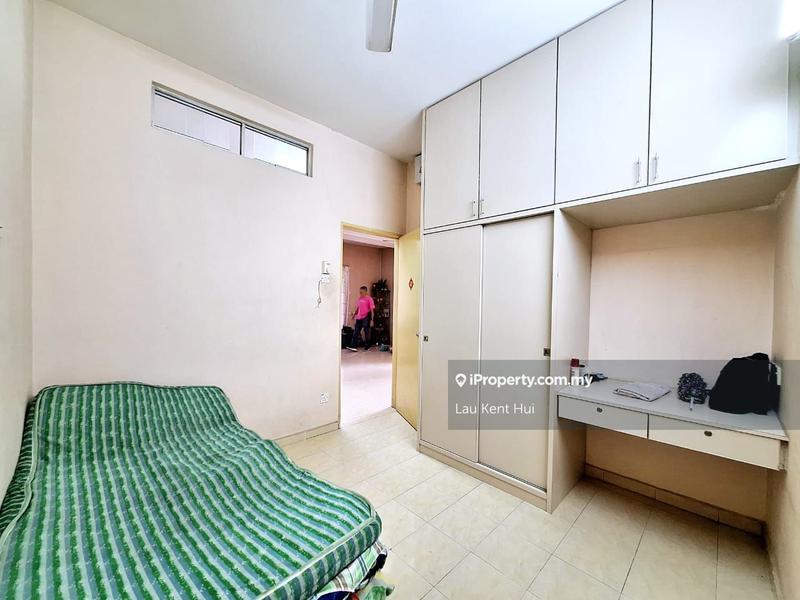 1-storey Terraced House for Sale in Taman Dato Demang, Seri Kembangan by Lau Kent Hui - iProperty.com.my