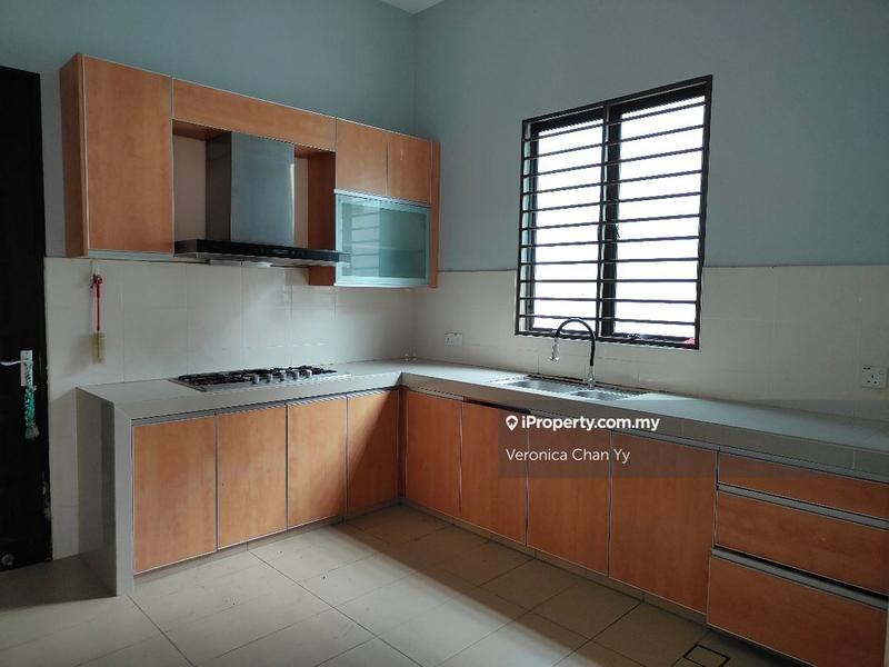 Banglo untuk Disewa di Ukay Heights, Ampang oleh Veronica Chan Yy - iProperty.com.my