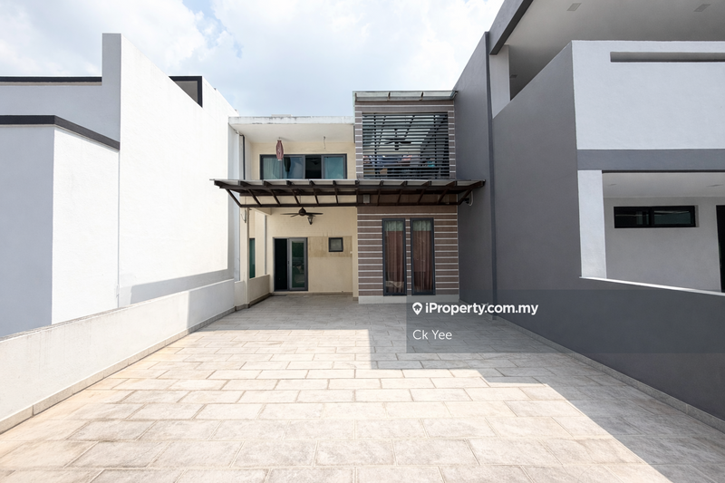 Rumah Berangkai 3 Tingkat untuk Dijual di Taman Esplanad, Bukit Jalil oleh Ck Yee - iProperty.com.my