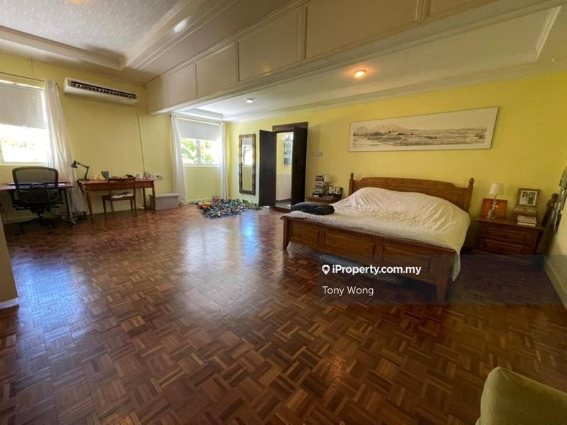 Rumah Berkembar untuk Dijual di Bundusan Golf Garden Semi-D, Penampang oleh Tony Wong - iProperty.com.my