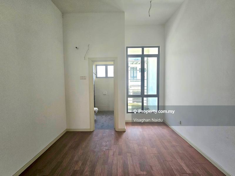 Rumah Teres 2.5-Tingkat untuk Dijual di Taman Tasik Residensi (Lake Club Parkhome), Rawang oleh Visaghan Naidu - iProperty.com.my