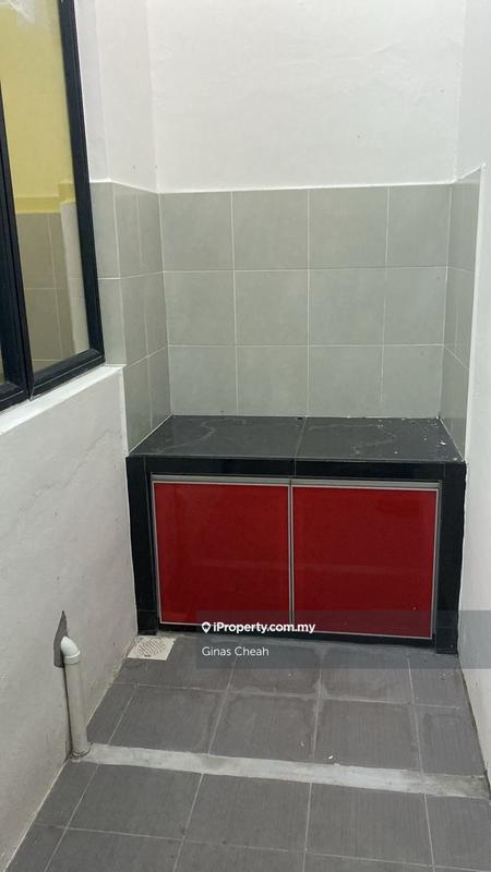 Rumah Berangkai 1 Tingkat untuk Dijual di Parit Raja, Sri Gading oleh Ginas Cheah - iProperty.com.my