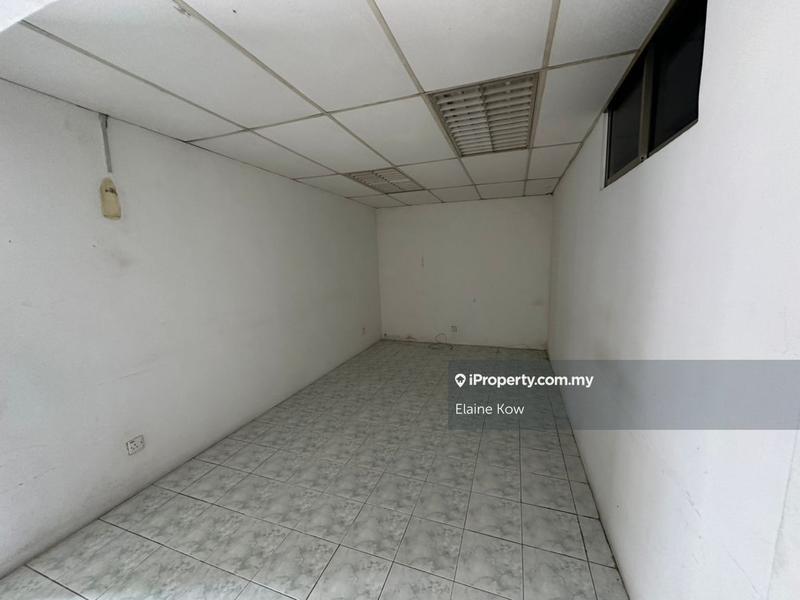 Bungalow House untuk Dijual di Seksyen 17, Petaling Jaya oleh Elaine Kow - iProperty.com.my