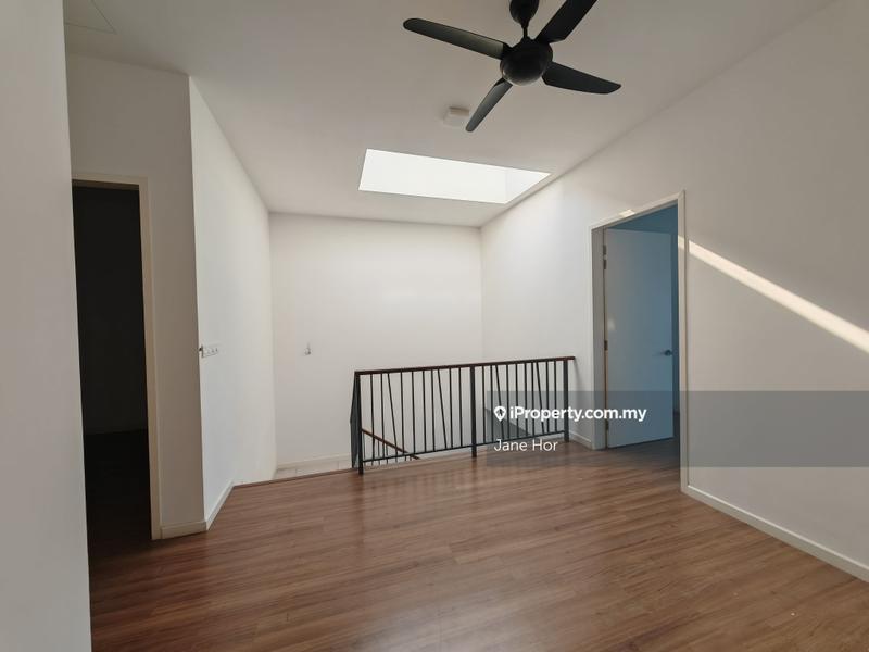 Rumah Teres 2-Tingkat untuk Dijual di 16 Sierra, Puchong oleh Jane Hor - iProperty.com.my