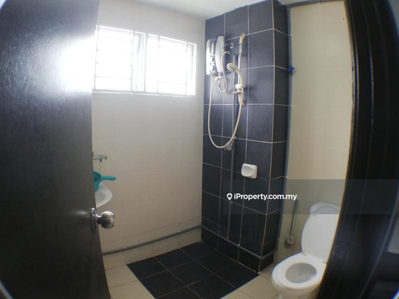 Rumah Berangkai 2 Tingkat untuk Dijual di Nilai, Negeri Sembilan oleh Jemmy Rohani - iProperty.com.my