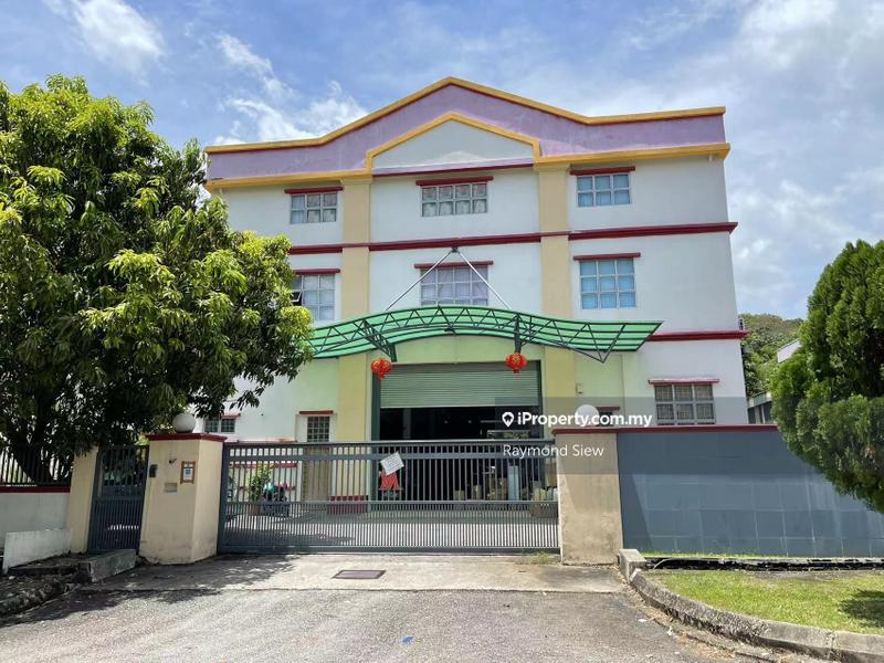 For Sale - KIP Industrial Park Semi D Factory For Sale