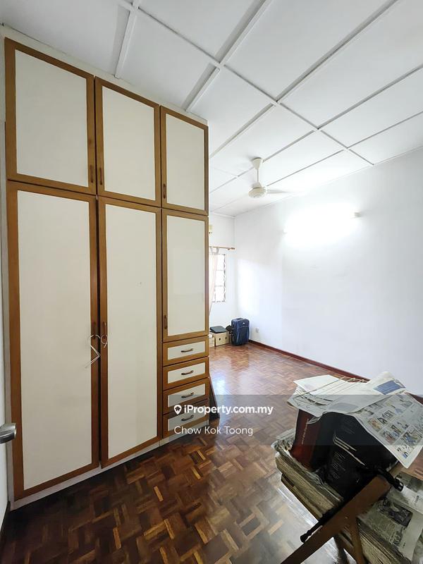 Rumah Teres 2-Tingkat untuk Dijual di Seksyen 9, Shah Alam oleh Chow Kok Toong - iProperty.com.my