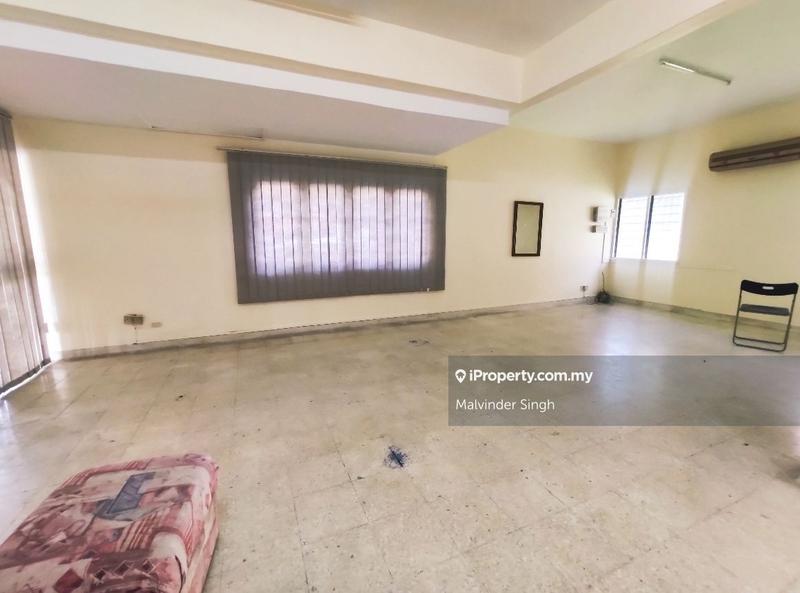 Bungalow House for Sale in Ampang Jaya, Ampang by Mel Walia - iProperty.com.my