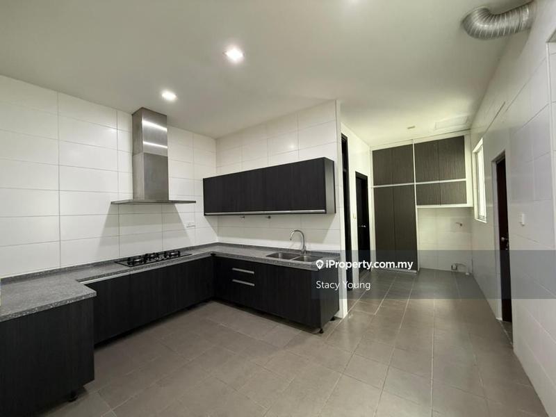 Bungalow House for Sale in Jade Hills, Kajang by Stacy Young - iProperty.com.my