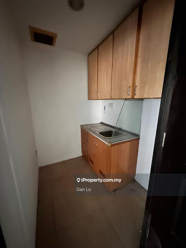 Pejabat untuk Dijual di KLCC, KL City Centre oleh Dan Lo - iProperty.com.my
