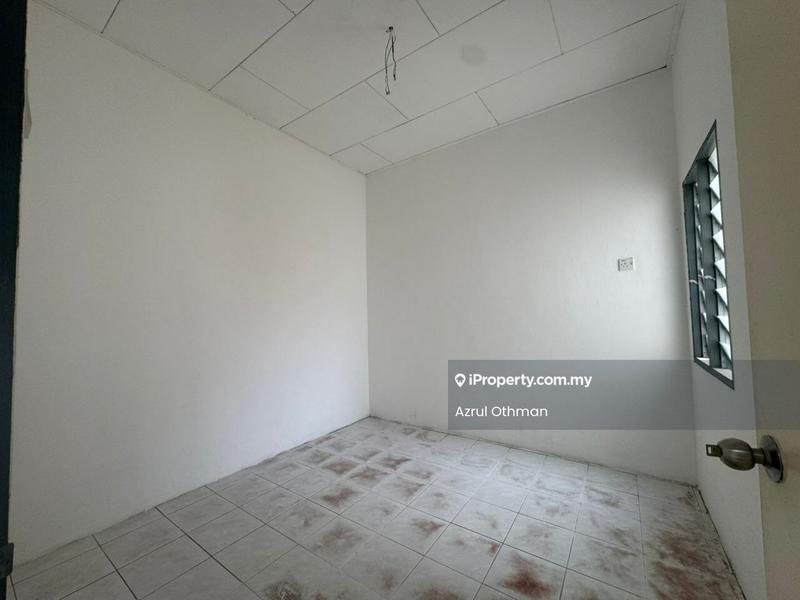 Rumah Teres 1-Tingkat untuk Dijual di Taman Intan Perdana, Port Dickson oleh Azrul Othman - Interior - iProperty.com.my