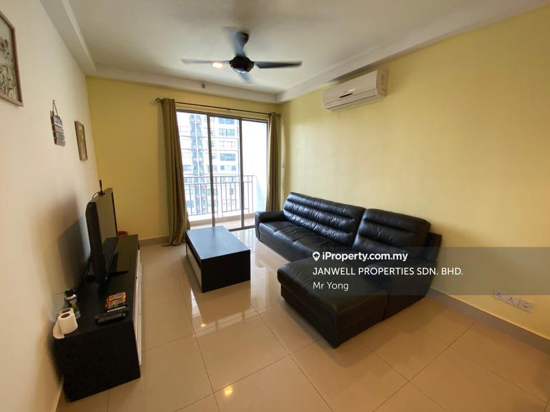 For Rent - Shaftsbury Residence