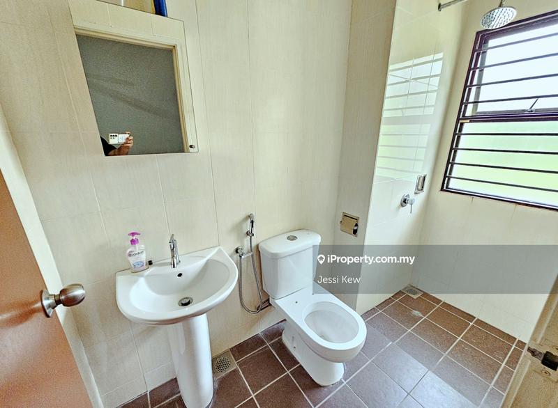 Semi-Detached House for Sale in Hijauan Residence, Ulu Langat by Jessi Kew - iProperty.com.my