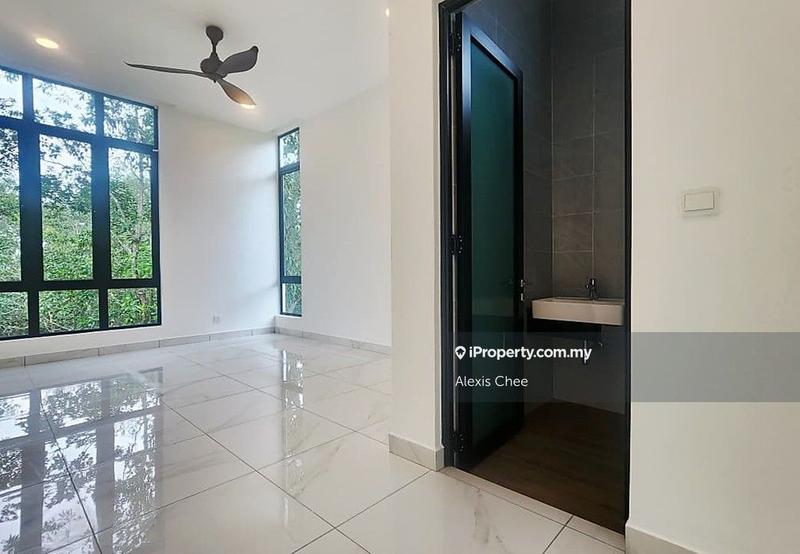 Bungalow House for Sale in Hilltop Mansions, Meru Valley Golf Resort, Ipoh by Alexis Chee - iProperty.com.my