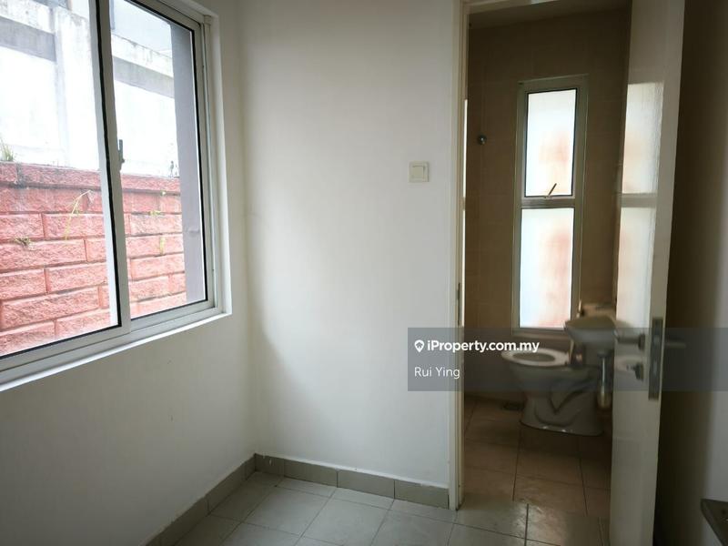Banglo untuk Dijual di Taming Mutiara 3, Bandar Sungai Long oleh Rui Ying - iProperty.com.my