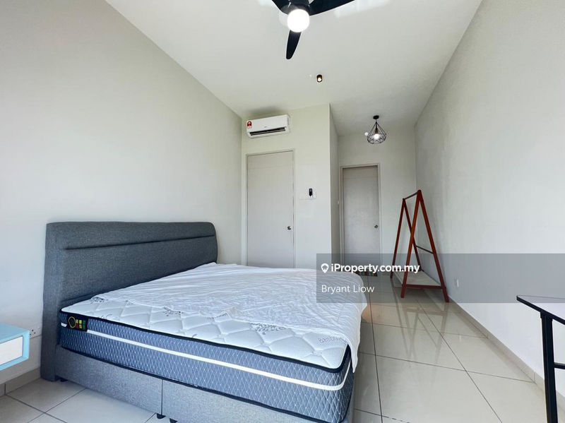 Service Residence for Sale in Parkland Residence by Bryant Liow - iProperty.com.my
