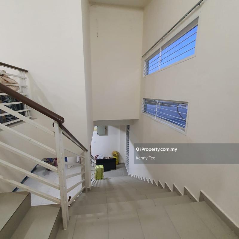 Bungalow House for Sale in Taman Senawang Perdana, Senawang by Kenny Tee - iProperty.com.my