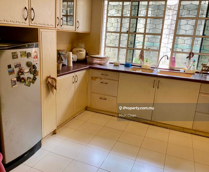 Bungalow House for Sale in Seksyen 16, Petaling Jaya by Mich Chan - iProperty.com.my