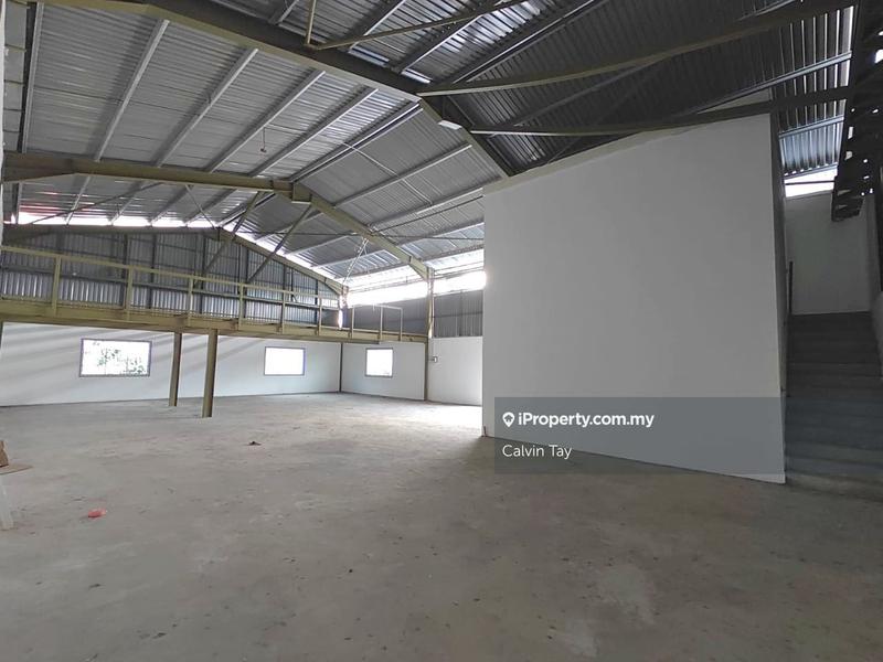 For Sale - 2 Storey Semi D Industrial Warehouse at Pending Industrial Estate, Bintawa, Kuching