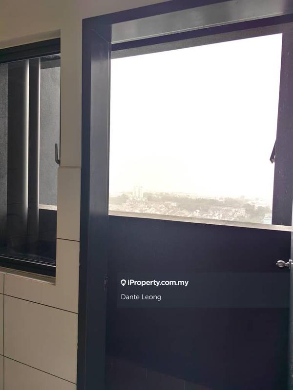 For Sale - The Holmes 2