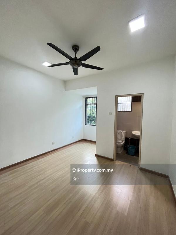 Rumah Berangkai 3 Tingkat untuk Disewa di Taman Denai Puchong, Puchong oleh Kok - iProperty.com.my