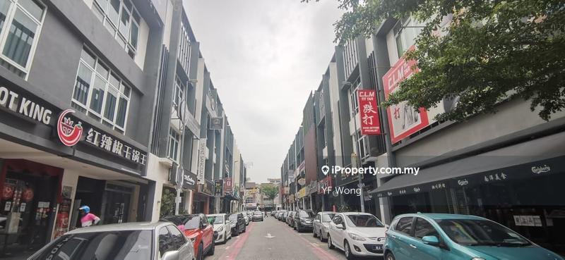 For Sale - ROI 4.5% Bandar Baru Sri Petaling Jalan Radin Bagus Area