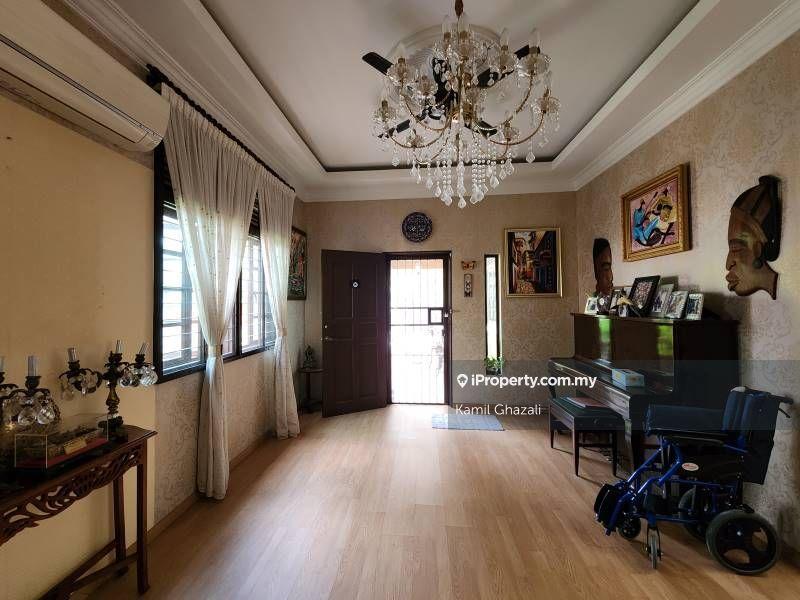 Bungalow House for Sale in RENOVATED Bungalow @ Kota Seriemas, Nilai, Nilai by Kamil Ghazali - iProperty.com.my