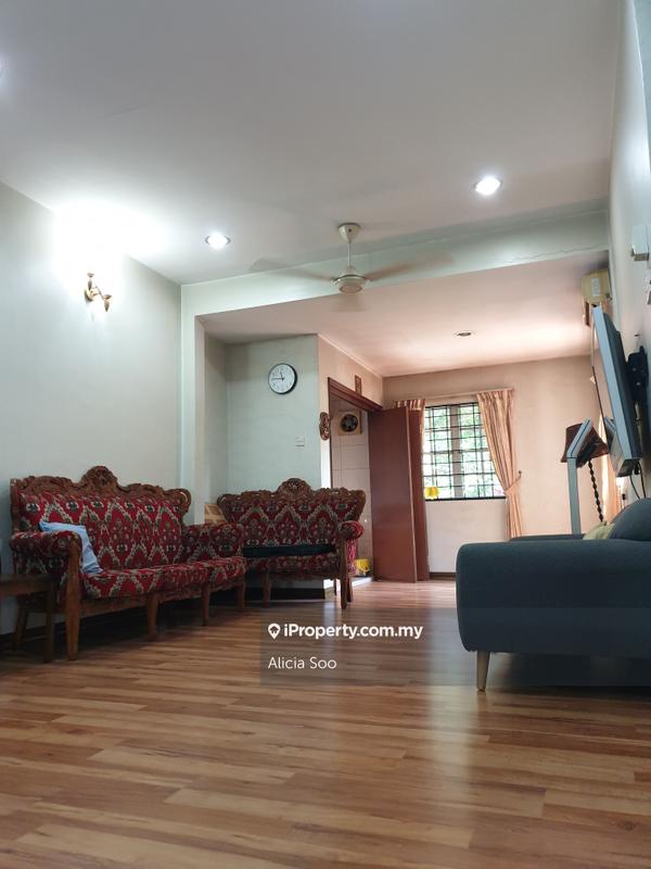Rumah Teres 2-Tingkat untuk Dijual di Bukit Rahman Putra, Sungai Buloh oleh Alicia Soo - iProperty.com.my