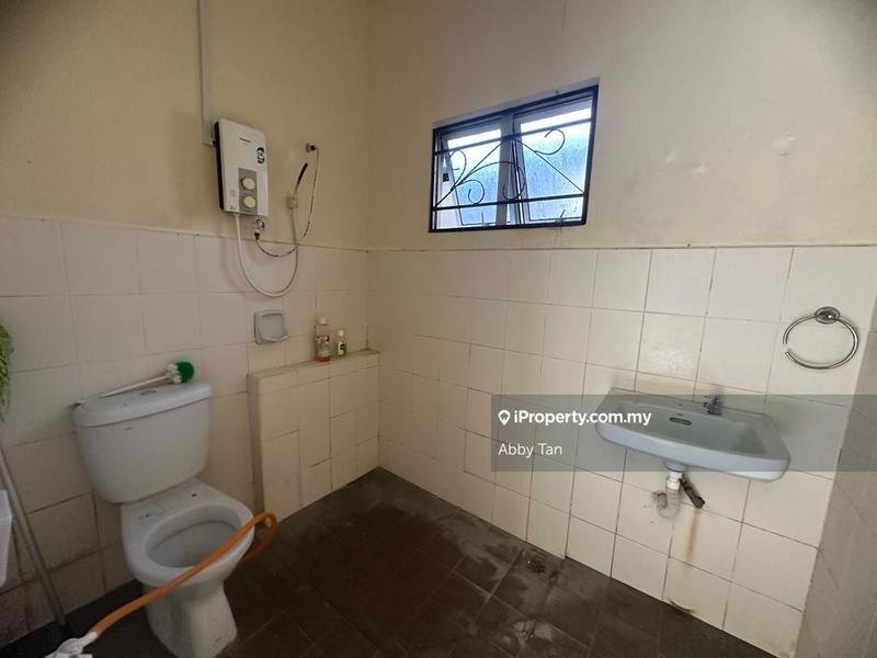 Bungalow House untuk Dijual di Tuanku Jaafaar Golf Country, Senawang oleh Abby Tan - iProperty.com.my