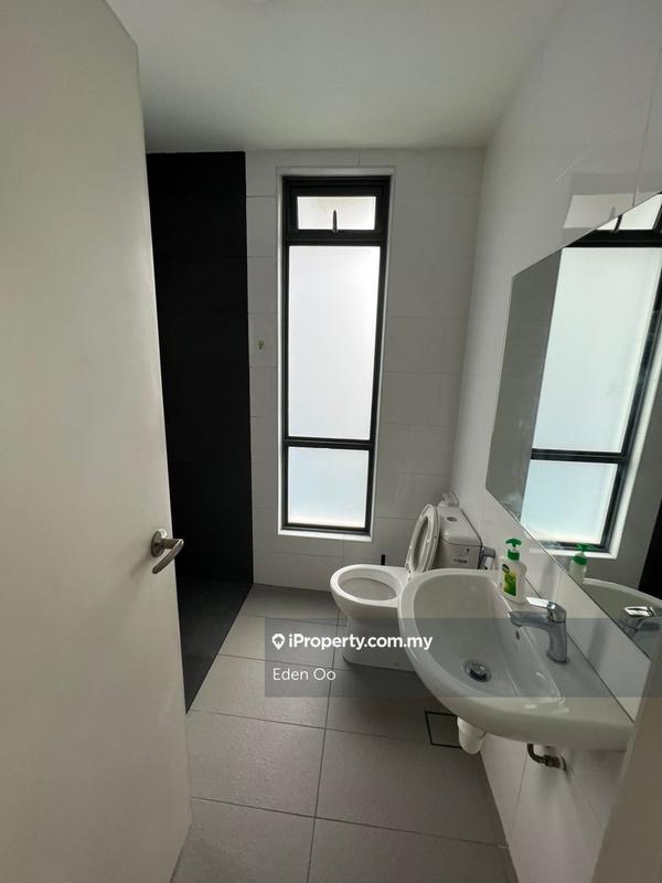 Residensi Servis untuk Dijual di Utropolis Suites 1 oleh Eden Oo - iProperty.com.my
