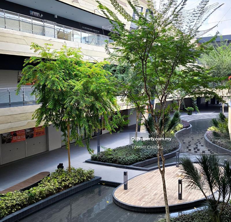 Retail-Space for Sale in Ecohill Walk Mall Commercial, Semenyih by TOMMY CHIENG - iProperty.com.my