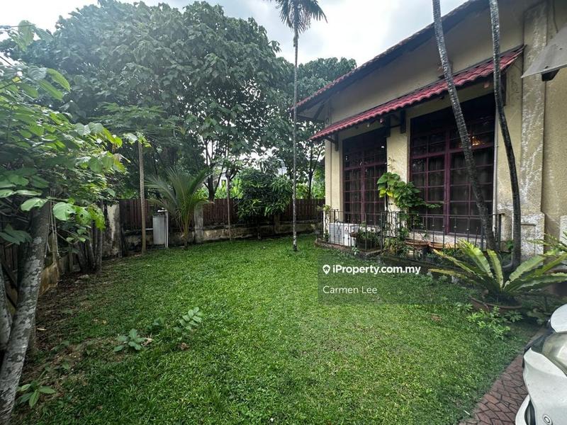 Bungalow House for Sale in SS12, Subang Jaya by Carmen Lee - iProperty.com.my