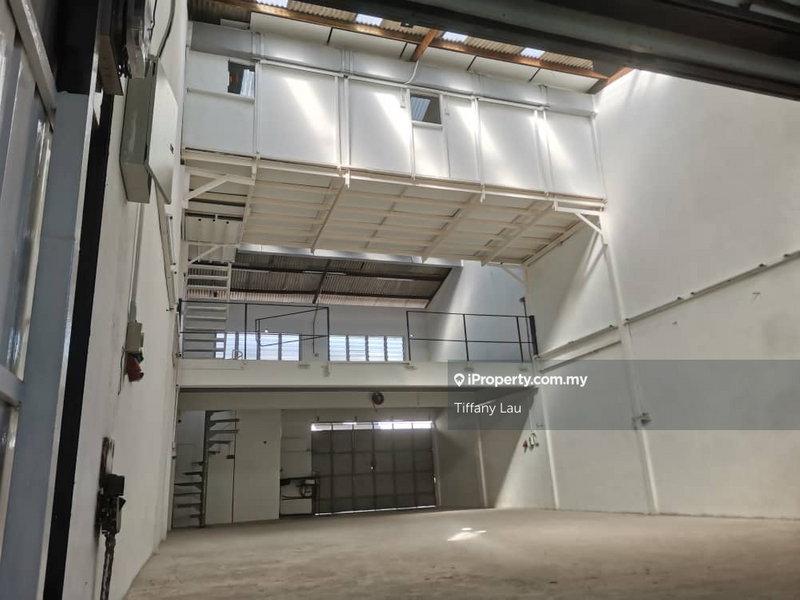 Kilang Berkembar untuk Disewa di Taman Perindustrian Bukit Serdang, Seri Kembangan oleh Tiffany Lau - iProperty.com.my