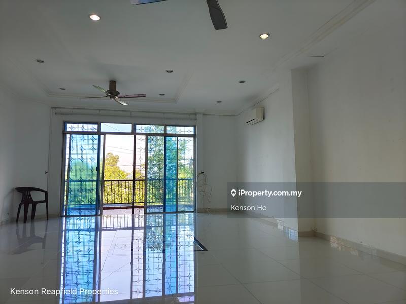 Rumah Teres 3-Tingkat untuk Dijual di Bukit Antarabangsa, Ampang oleh Kenson Ho - iProperty.com.my