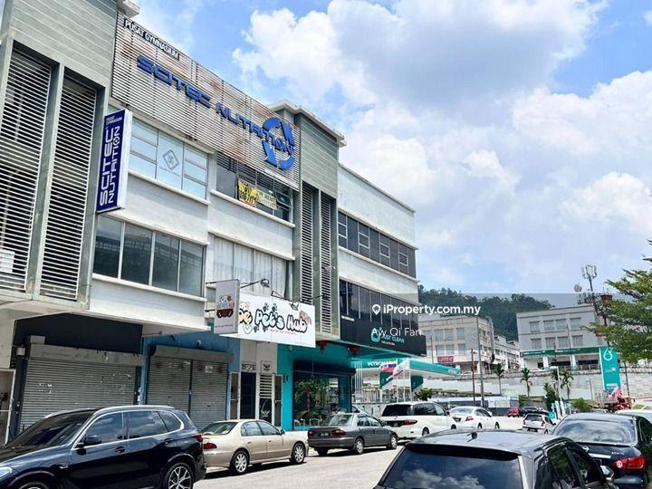 For Sale - 3 Storey Shop , Alam Damai , Cheras , Facing Mainroad , near Petronas , KFC , OCBC , Starbucks