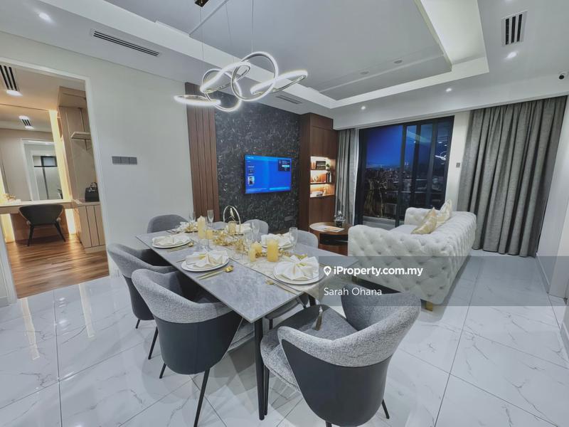 For Sale - Times Square 2