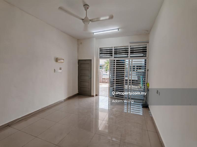 Rumah Berkembar untuk Dijual di Taman Bistari Utama, Sungai Petani oleh Adam Wong - Living Room - iProperty.com.my
