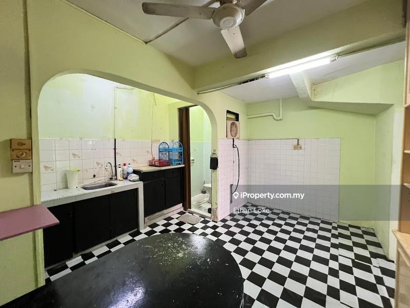 Rumah Berangkai 2.5 Tingkat untuk Dijual di Taman Sri Sinar, Segambut oleh Ethan Loke - iProperty.com.my