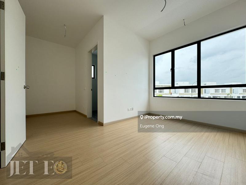 Rumah Berangkai 2 Tingkat untuk Dijual di Eco Sanctuary, Telok Panglima Garang oleh Eugene Ong - iProperty.com.my