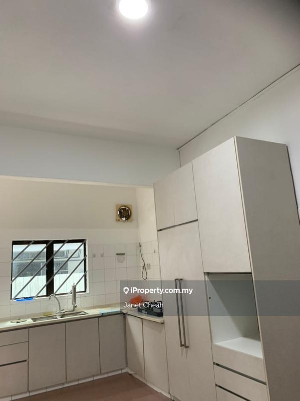 Rumah Berangkai 2 Tingkat untuk Dijual di Seksyen 19, Petaling Jaya oleh Janet Cheah - iProperty.com.my