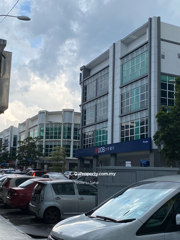 Shop for Sale in 3 STOREY SRI PETALING SHOP JALAN RADIN BAGUS, Sri Petaling by Yeow Li Siew - iProperty.com.my