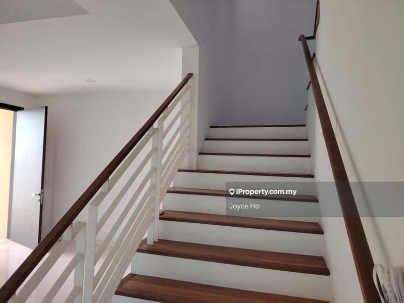 Bungalow House for Sale in Saujana Puchong, Puchong by Joyce Ho - iProperty.com.my