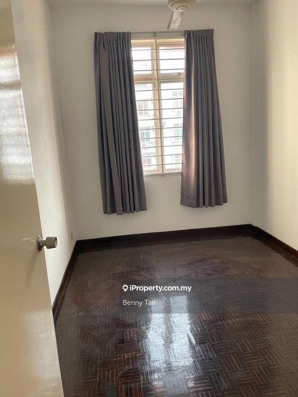 Apartment for Sale in Subang Perdana Goodyear Court 9 by Benny Tan - iProperty.com.my