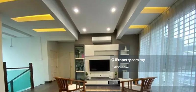 Bungalow House for Sale in Kelana Jaya, Petaling Jaya by Elaine Kow - iProperty.com.my