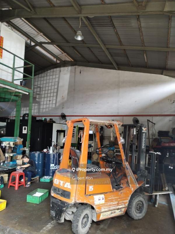 Kilang Teres untuk Disewa di Subang Jaya, Subang Jaya oleh Gilbert Koh - iProperty.com.my