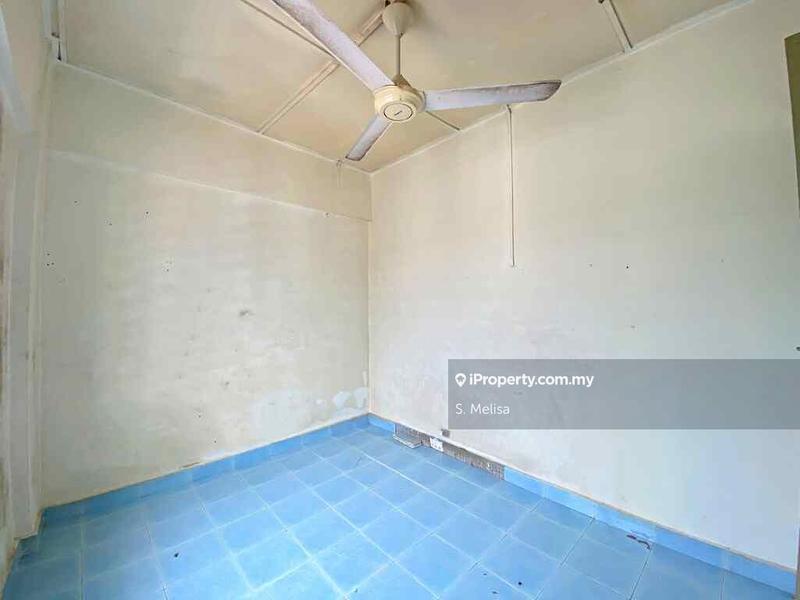 Rumah Pangsa untuk Dijual di Taman Rawang Perdana oleh S. Melisa - iProperty.com.my